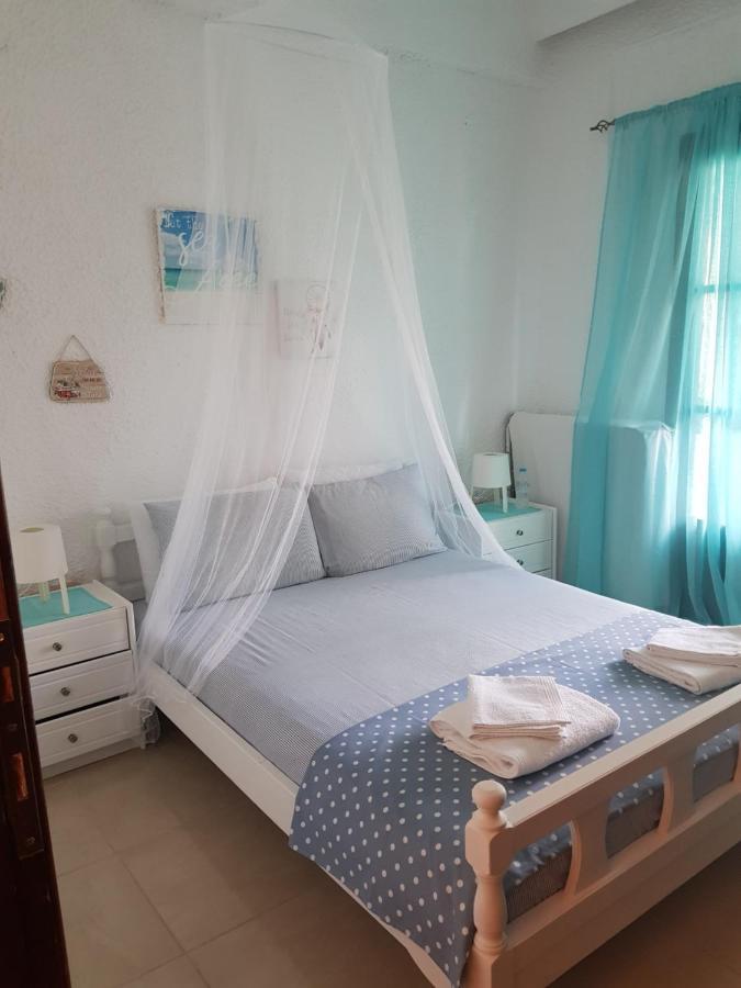 Apartamento Holidey House In Skala Fourkas 150M From The Sea Exterior foto