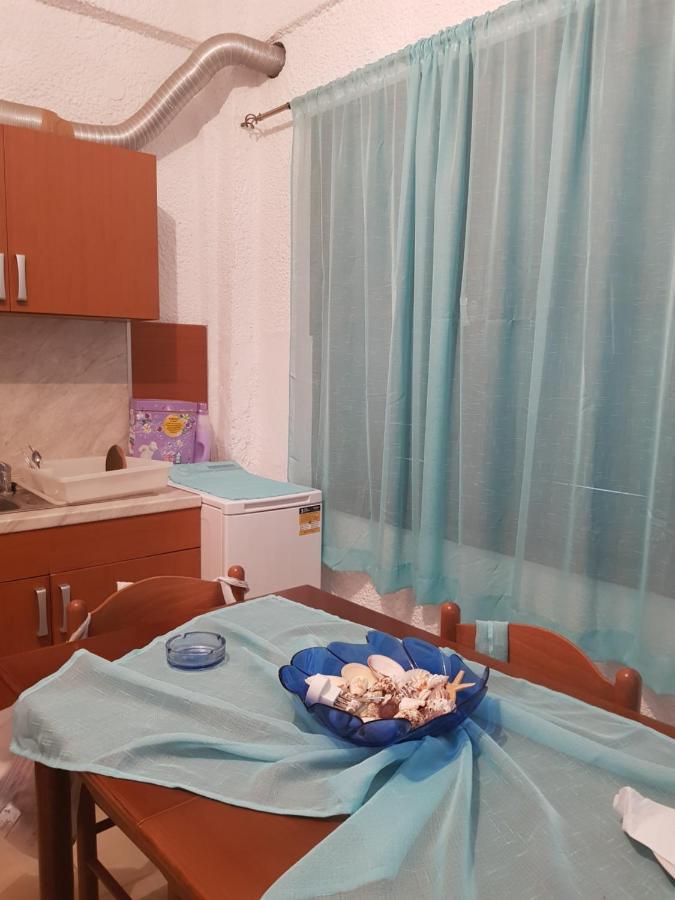 Apartamento Holidey House In Skala Fourkas 150M From The Sea Exterior foto